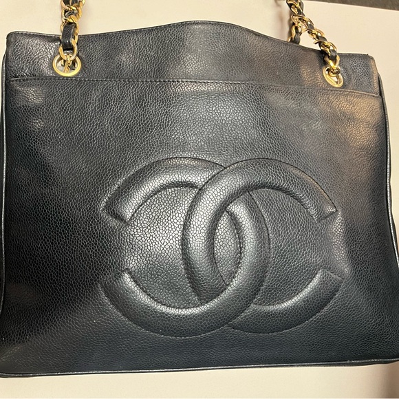 ❌SOLD❌Timeless Coco Chanel Tote - Picture 14 of 16
